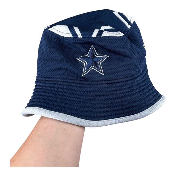 NFL Dallas Cowboys New Era men's one size bucket hat with colors and logo - Picture 1 of 5